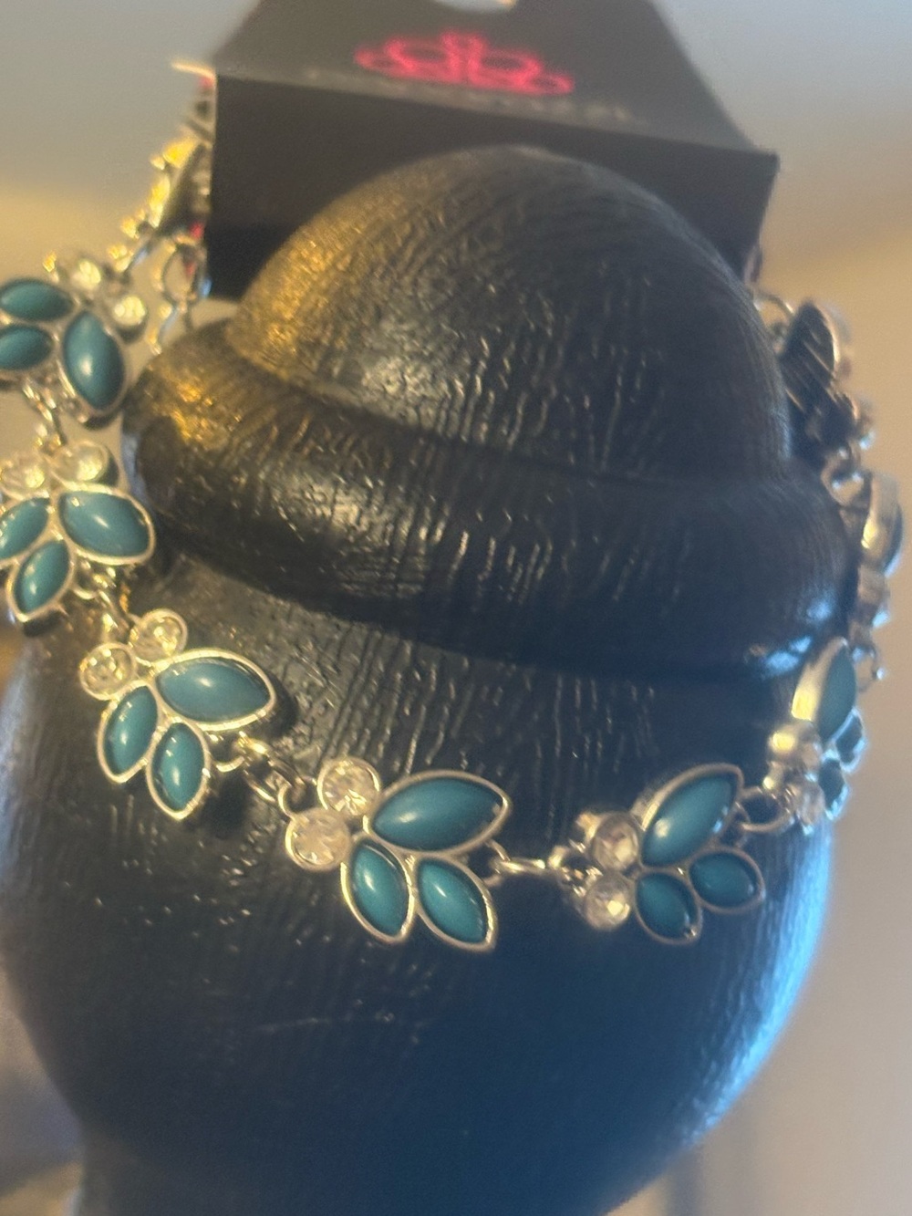 Elegant Teal Leaf Link Bracelet by